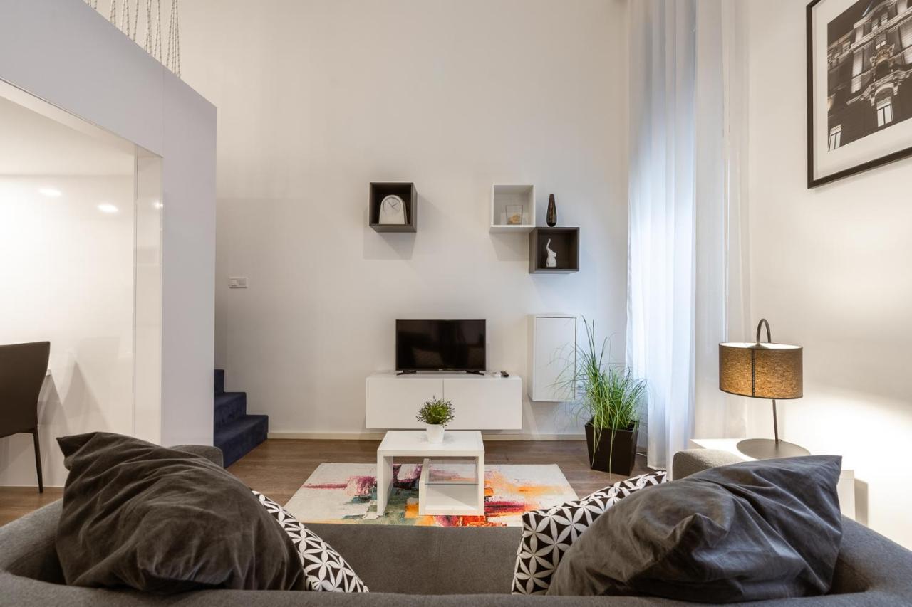 Modern Stylish Loft Next To New York Palace Boedapest Buitenkant foto