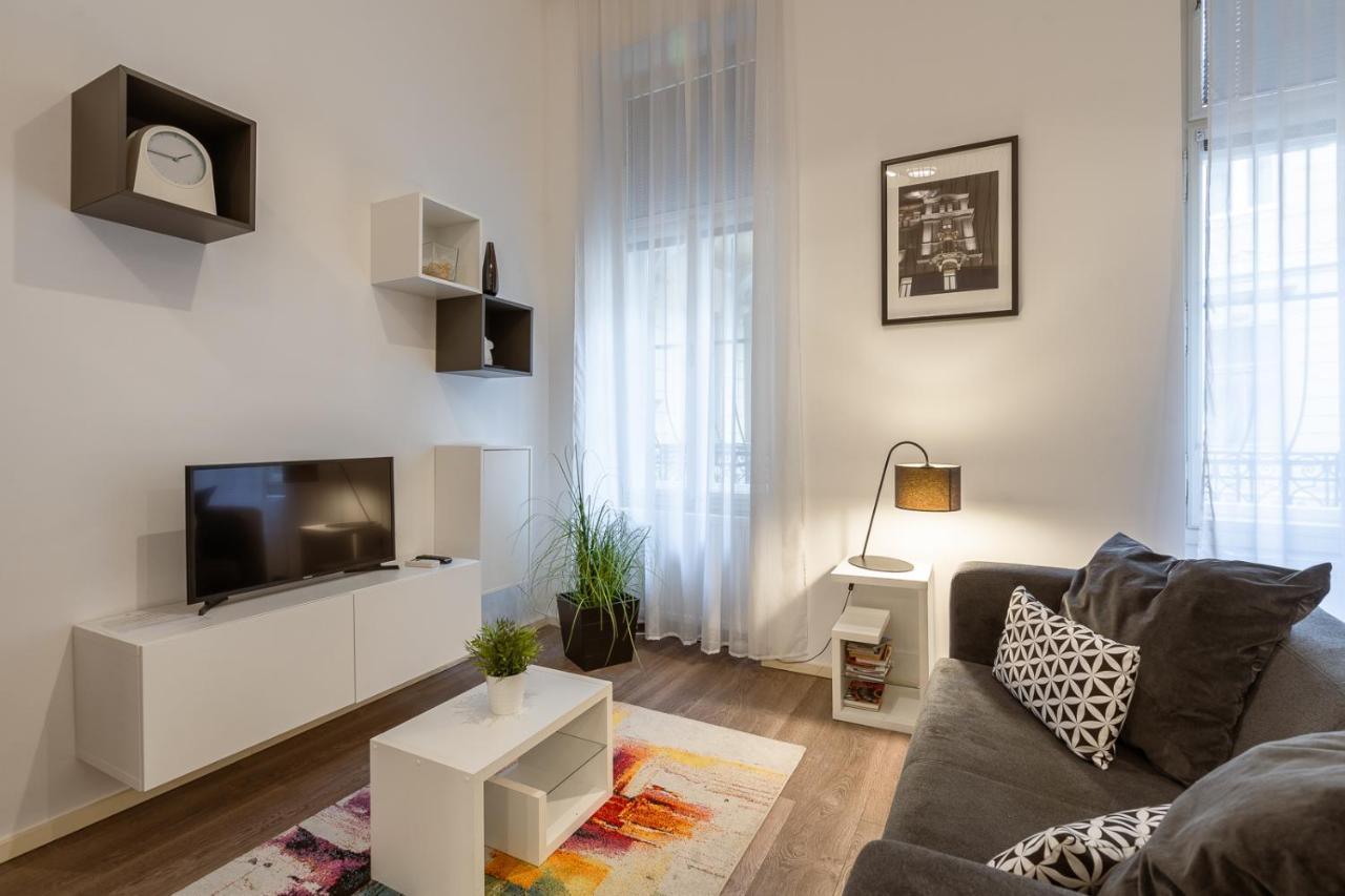 Modern Stylish Loft Next To New York Palace Boedapest Buitenkant foto