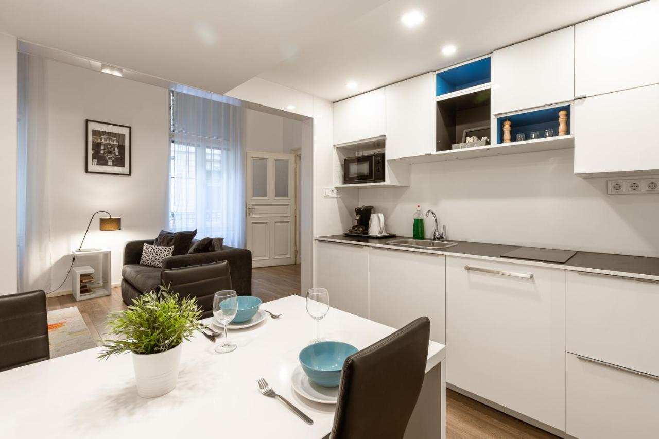 Modern Stylish Loft Next To New York Palace Boedapest Buitenkant foto